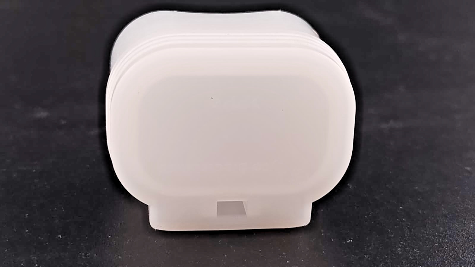 20 PCS NEW TE 1587733-1 Automotive Connectors SHIPPING CAP, CAP HVA280-3PM