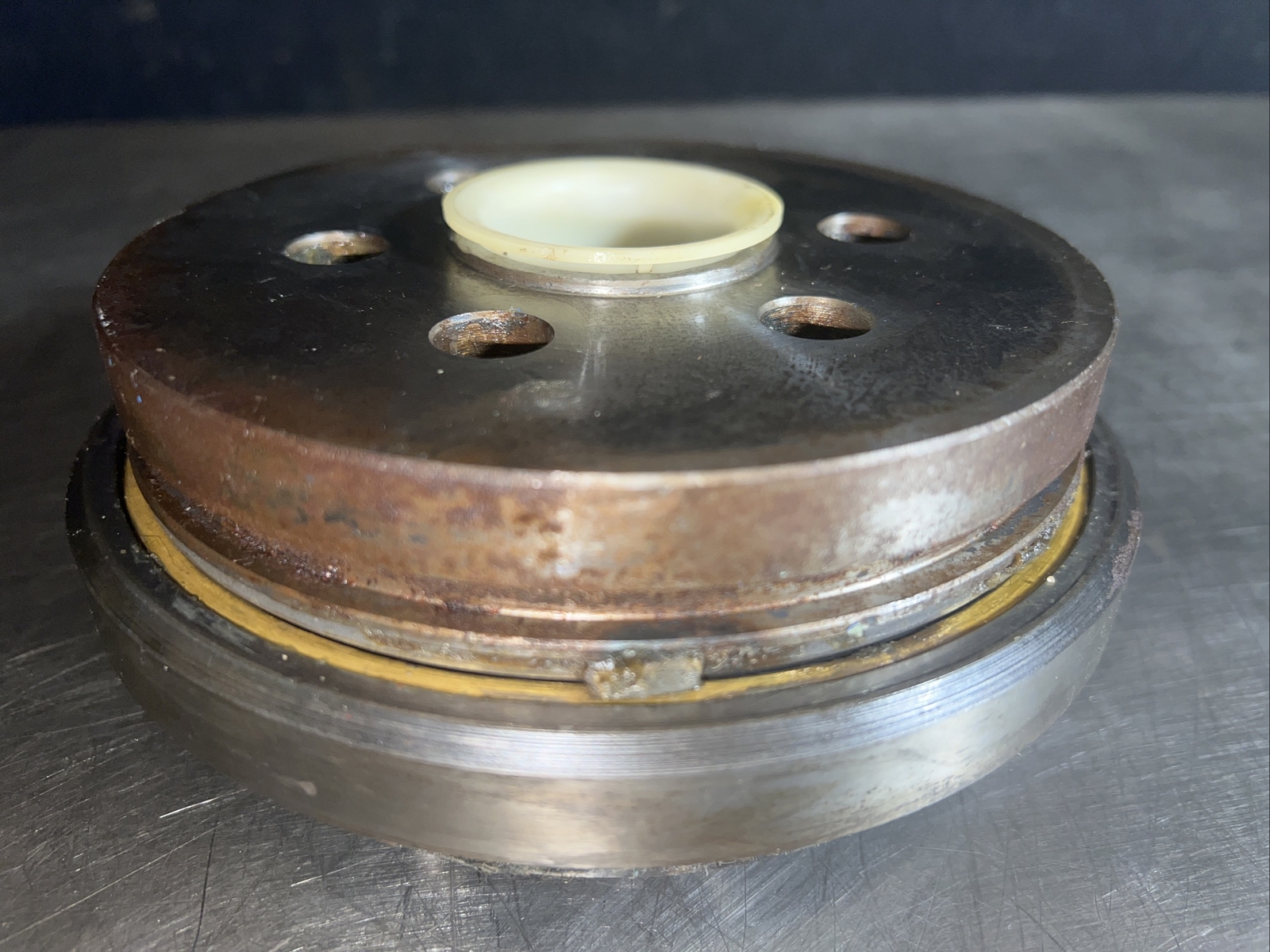 Crown Electric Pallet Jack Handle Swivel Bearing Assembly