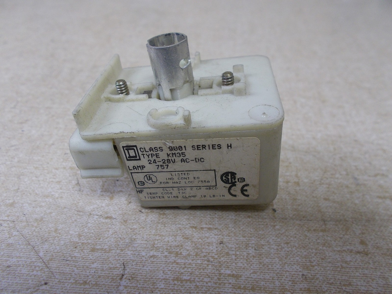 Square D Lamp Base ONLY! Class 9001 Type: KM35 *FREE SHIPPING*