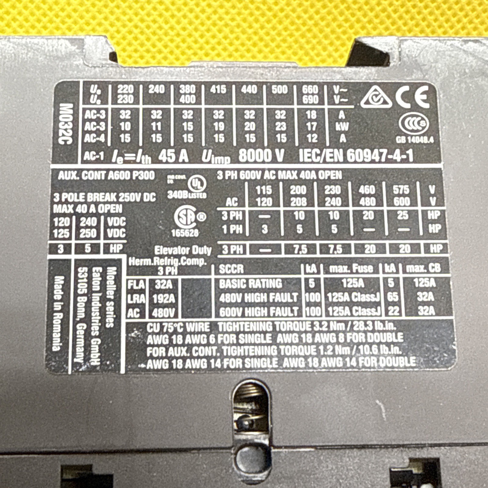EATON DIL M32-10 XTCE032C10, XTOB1P6CC1, ZB32 3PH contactor 24V 50/60Hz