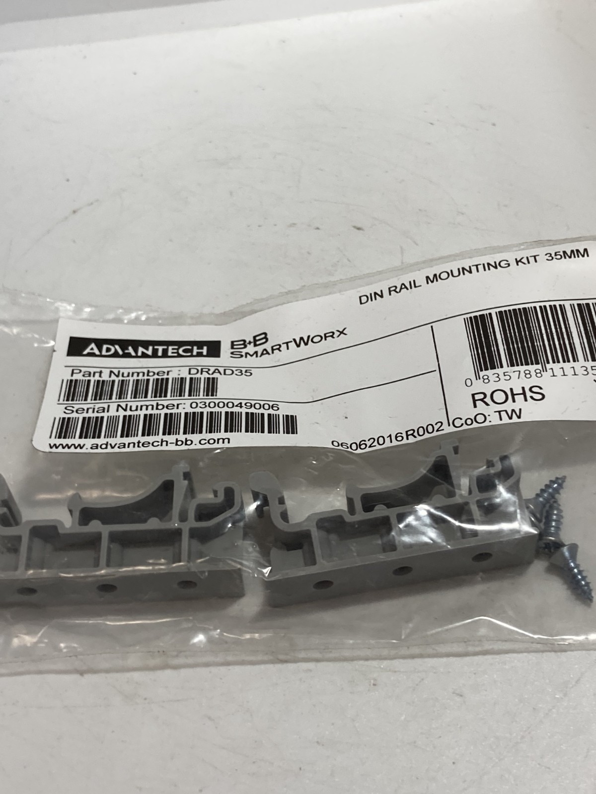ADVANTECH DRAD35 DIN RAIL MOUNTING KIT 35MM NIB