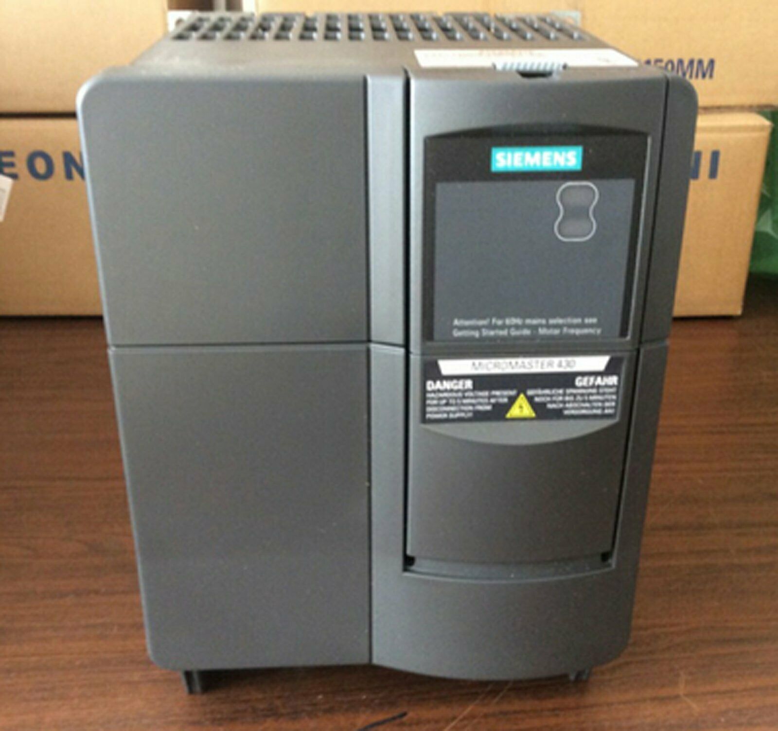 New In Box Siemens 6SE6440-2UE17-5CA1 6SE6 440-2UE17-5CA1 One year warranty#XR