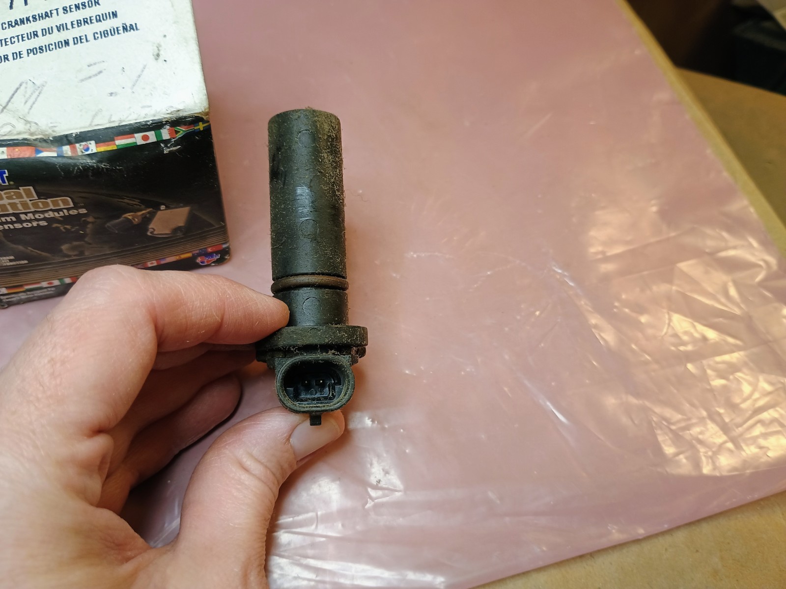 CarQuest Crankshaft Sensor 71-4829 – Fast Ship