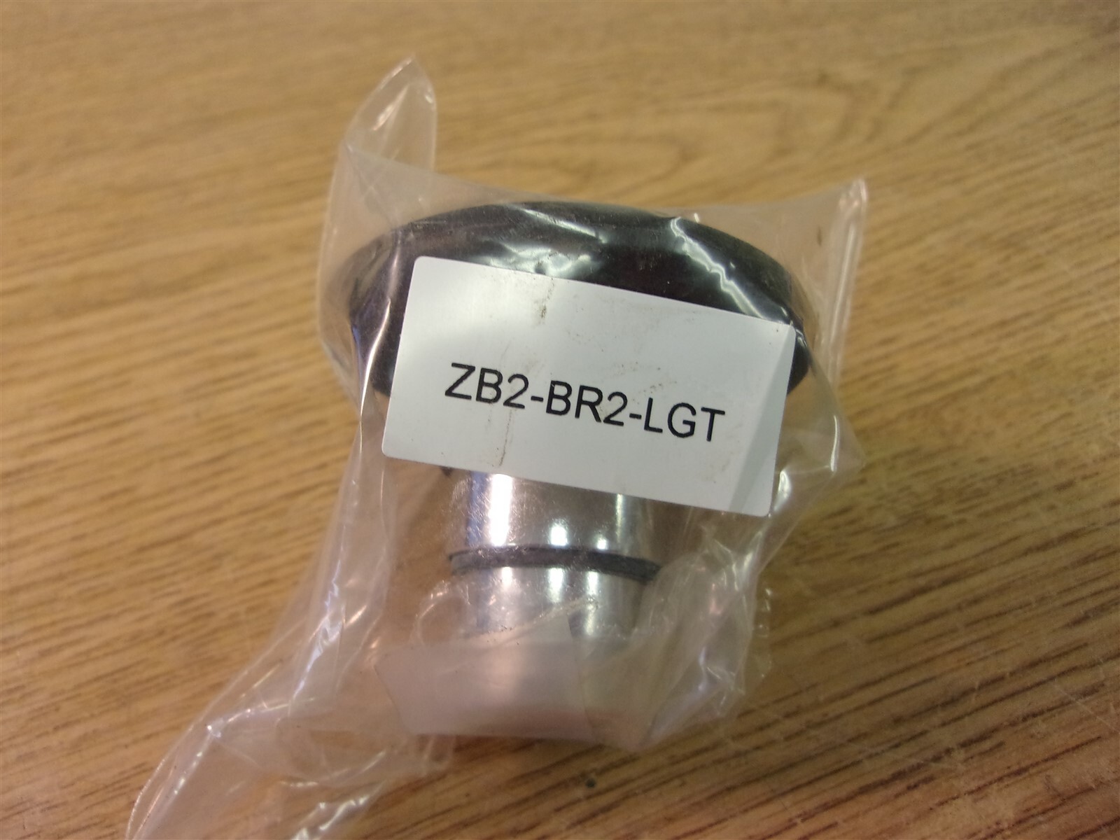 NEW Pushbutton Operator ZB2-BR2-LGT *FREE SHIPPING*