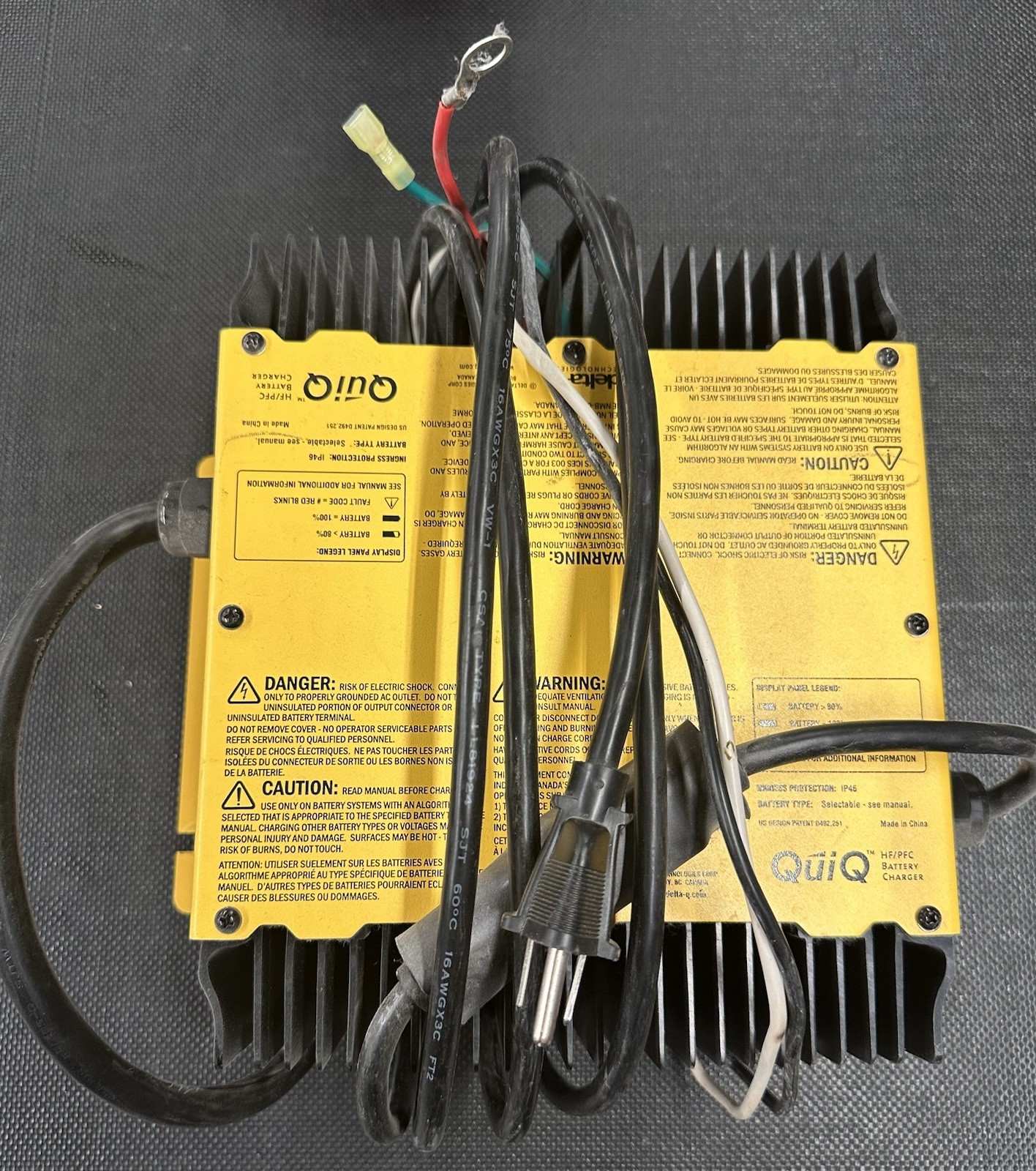 QUIQ HF/PFC 36 V BATTERY CHARGER 912-3610-T2 LEAD ACID 18 CELL 21-400Ah