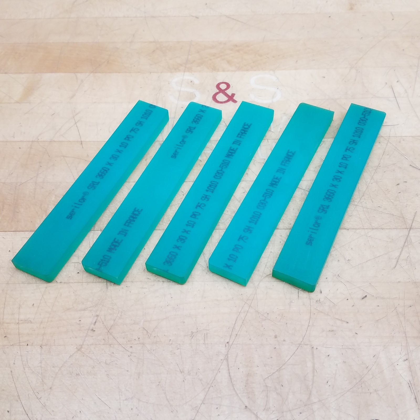 Lot Of 5 – Serilor EU-75P0 SR1 Squeegee, Green, 30mm Width, 7″ Length, 75 Shore