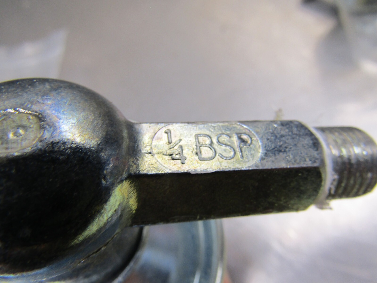 Adams Oiler 1/4″ BSP Approximately 7oz Cap. Lot of 2!