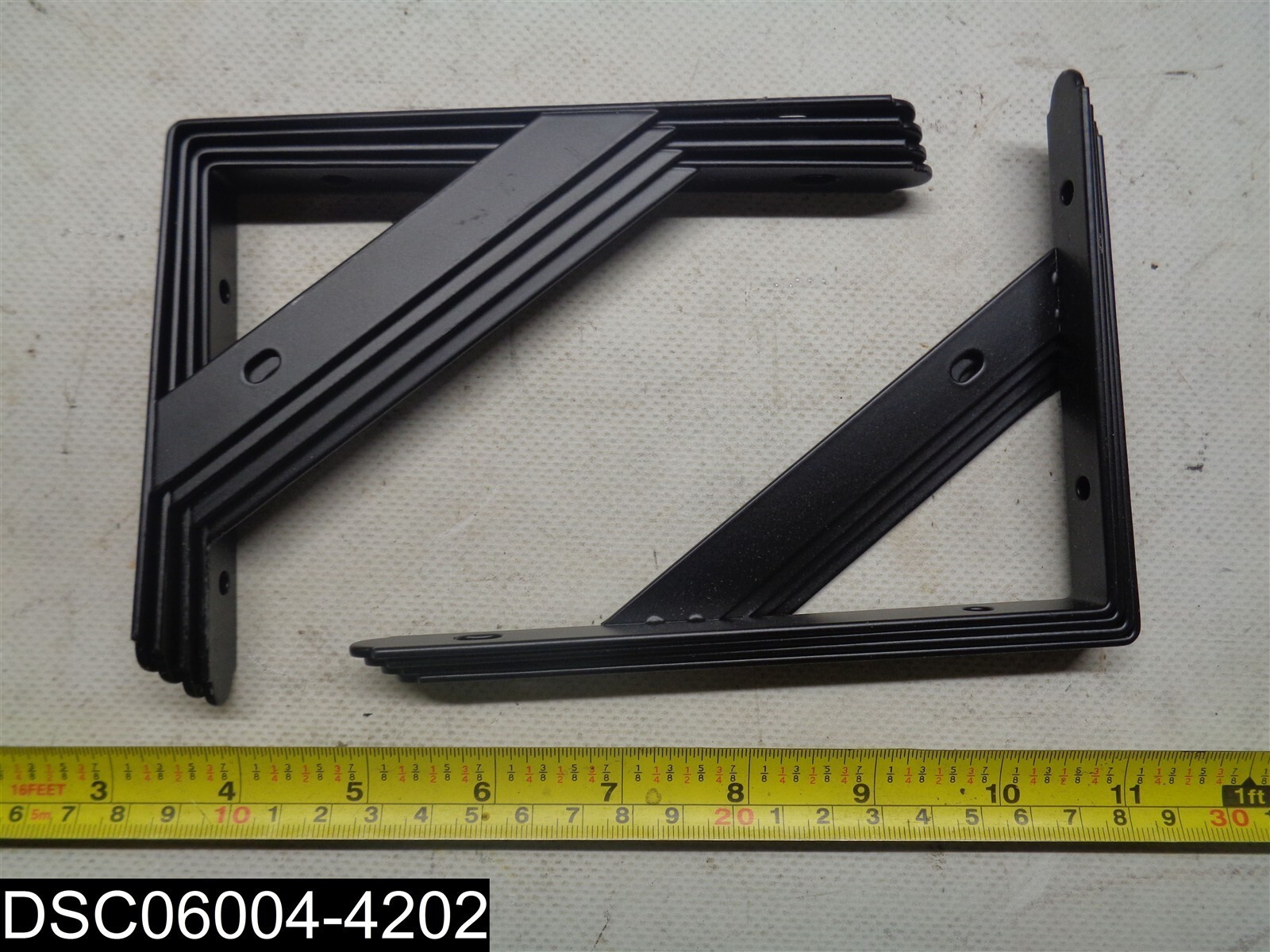 QTY=8: 6″ C 4-1/4″ Black Shelf Brackets