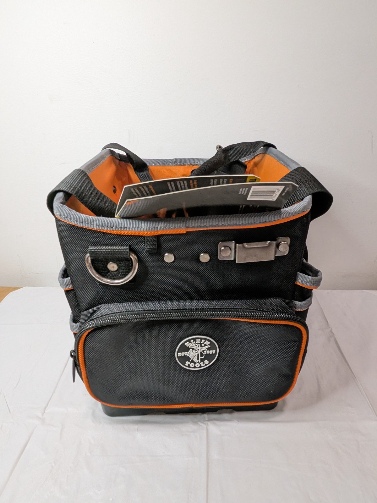 Klein Tools Tool Bag 40 Pocket 10-1/4″ Wide X 10″ Deep, 12-1/4″ High 5541610-14
