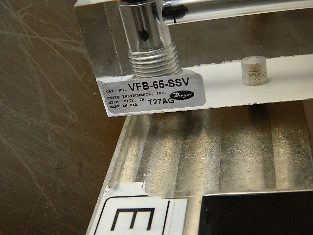 Westair 2121351 73-500 Regulator with Dwyer Flowmeter VFB-65-SSV T27AG