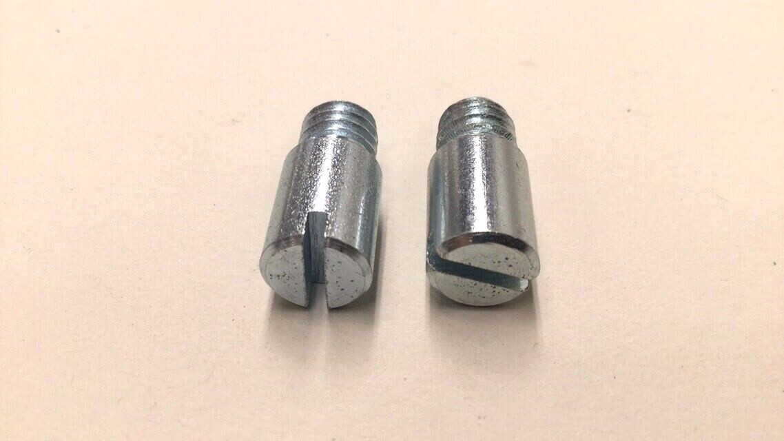 3M 78-8057-5702-4 Mounting Pin Slotted 5/16″-18 Thread (Pack Of 2)