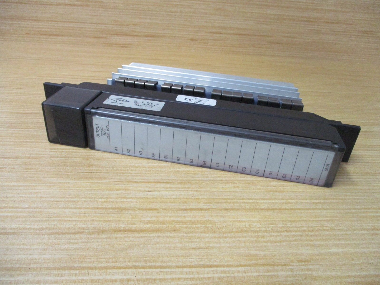 Fanuc IC697MDL340 Output Module D5B7A2