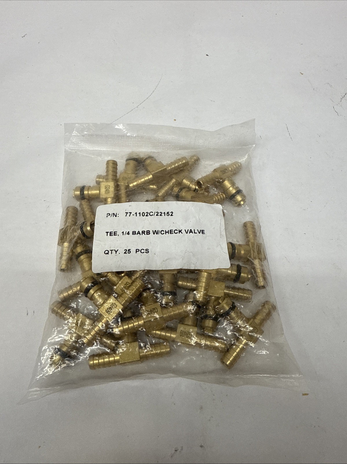 Two 1/4 Barb tee’s C02 inlet fitting with check valve and O-ring Qty 25