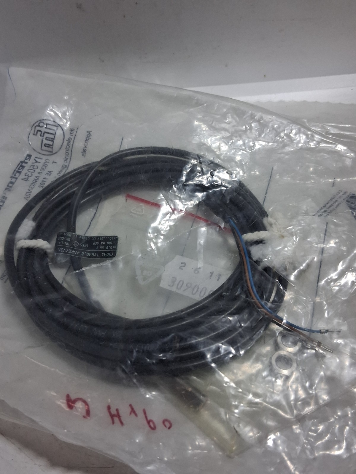 IFM IYB30,8-ANKG/V2A PROXIMITY SENSOR (IY5034) 0.8MM SEN 10-36VDC NIB