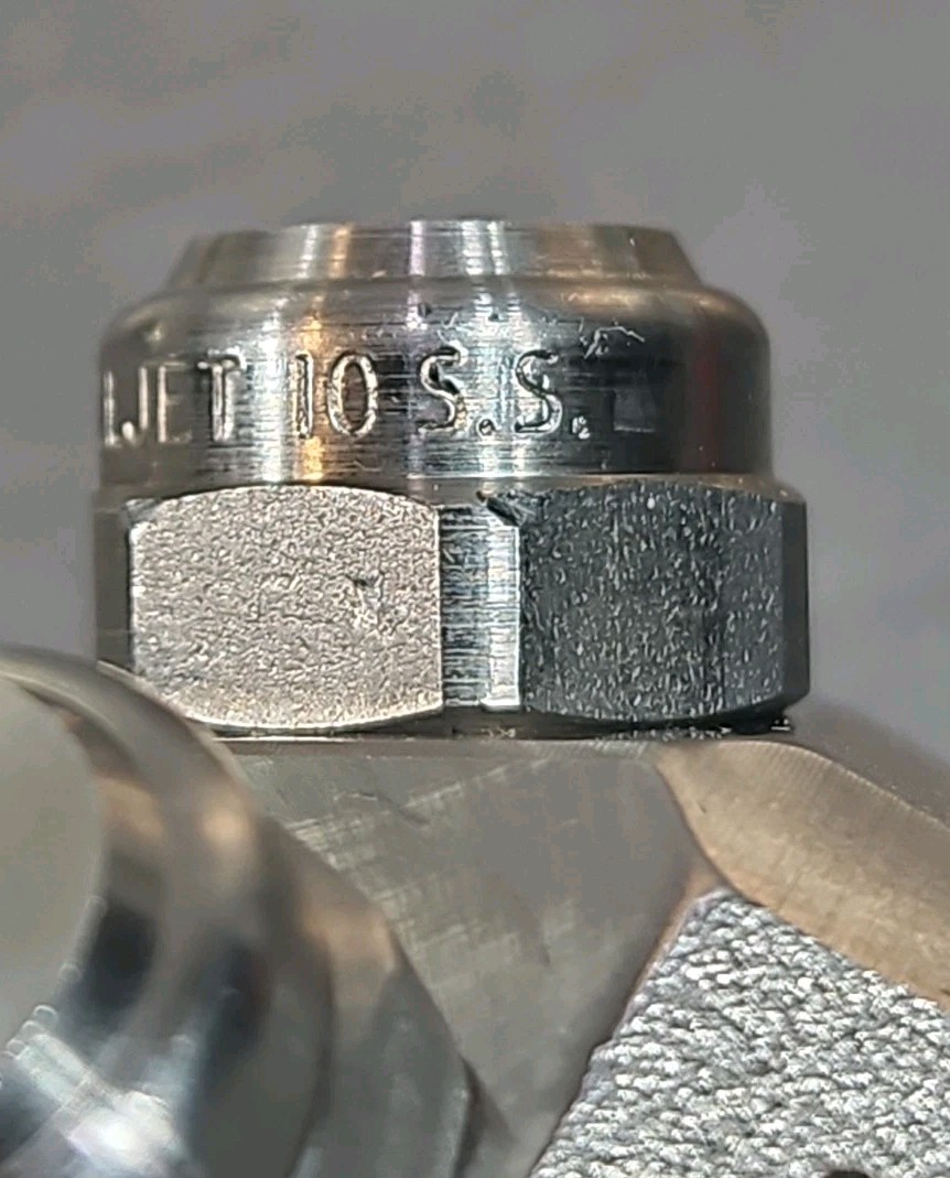 FogJet 1-7G-SS10 Nozzle 303 Stainless Steel Loc4B9