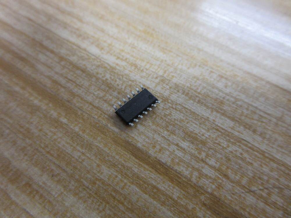 Onsemi 14073BG Integrated Circuit MC14073BG (Pack of 34)