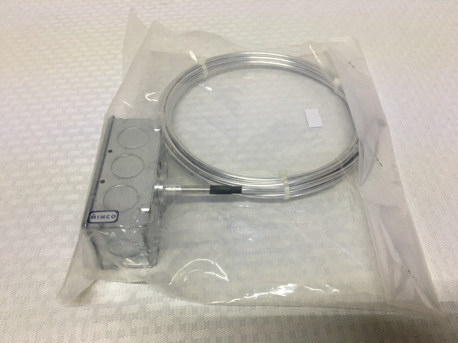 New! Minco S457PEZ12TT321A1 Temperature Sensor (#40019)