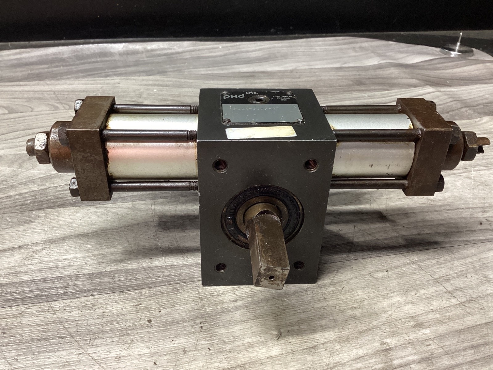 PHD R11H3045-A ROTARY ACTUATOR #105A149PR2