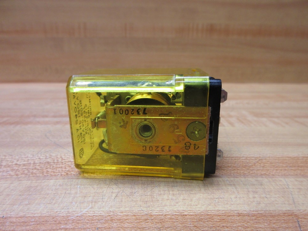 Potter & Brumfield KU-4597-120V AC Relay KUP14A15-120VAC