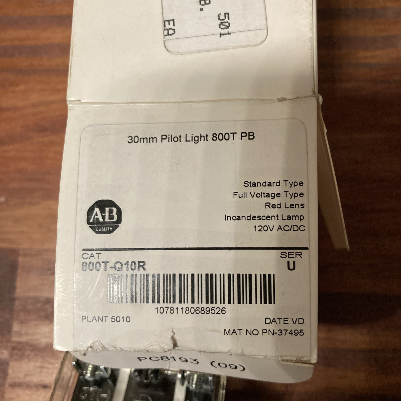 Allen Bradley 1x 800T-Q10B & 1x 800T-Q10R Pilot Light.