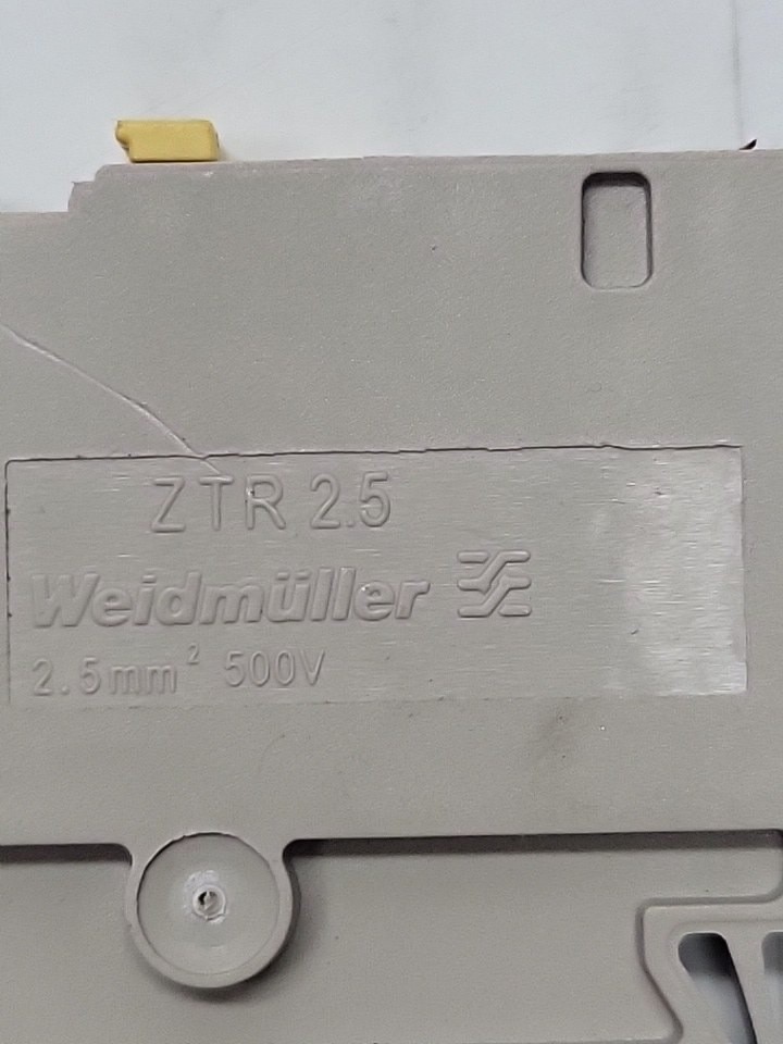 LOT OF 30 WEIDMULLER ZTR 2.5 TERMINAL BLOCKS