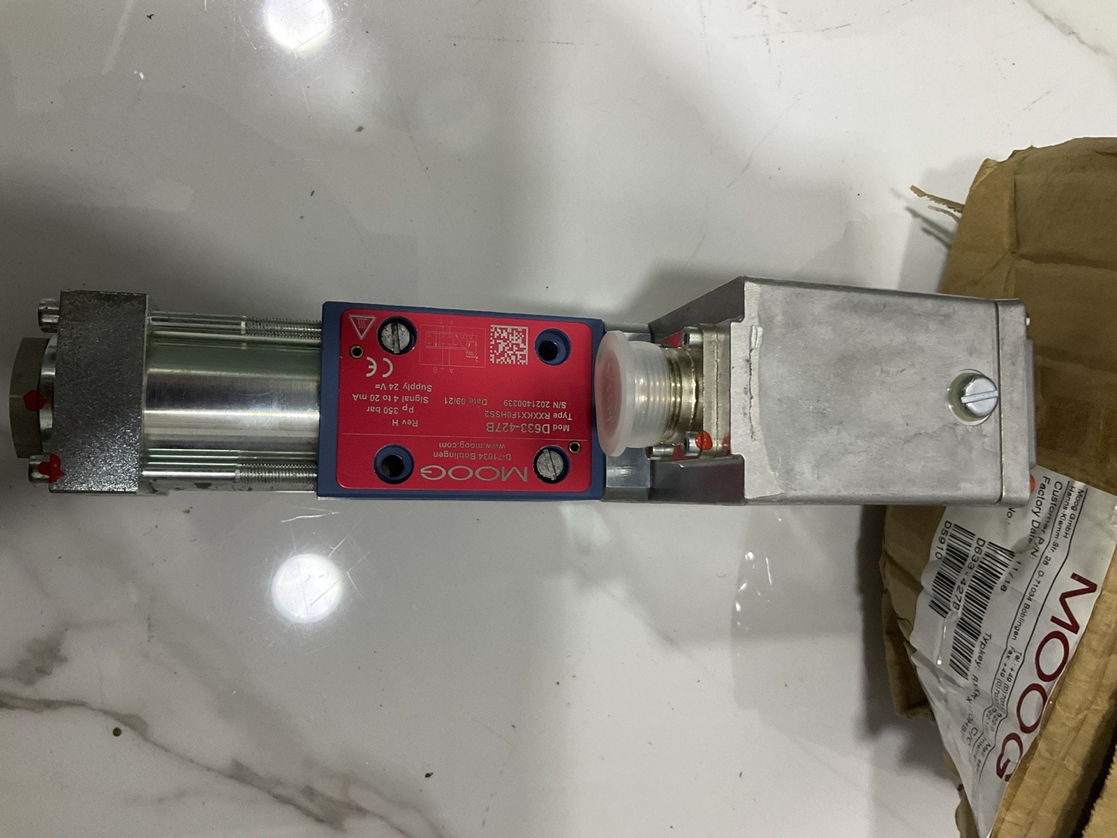 MOOG D633-427B , Type: RXXKX1F0HSS2 , Rev: H