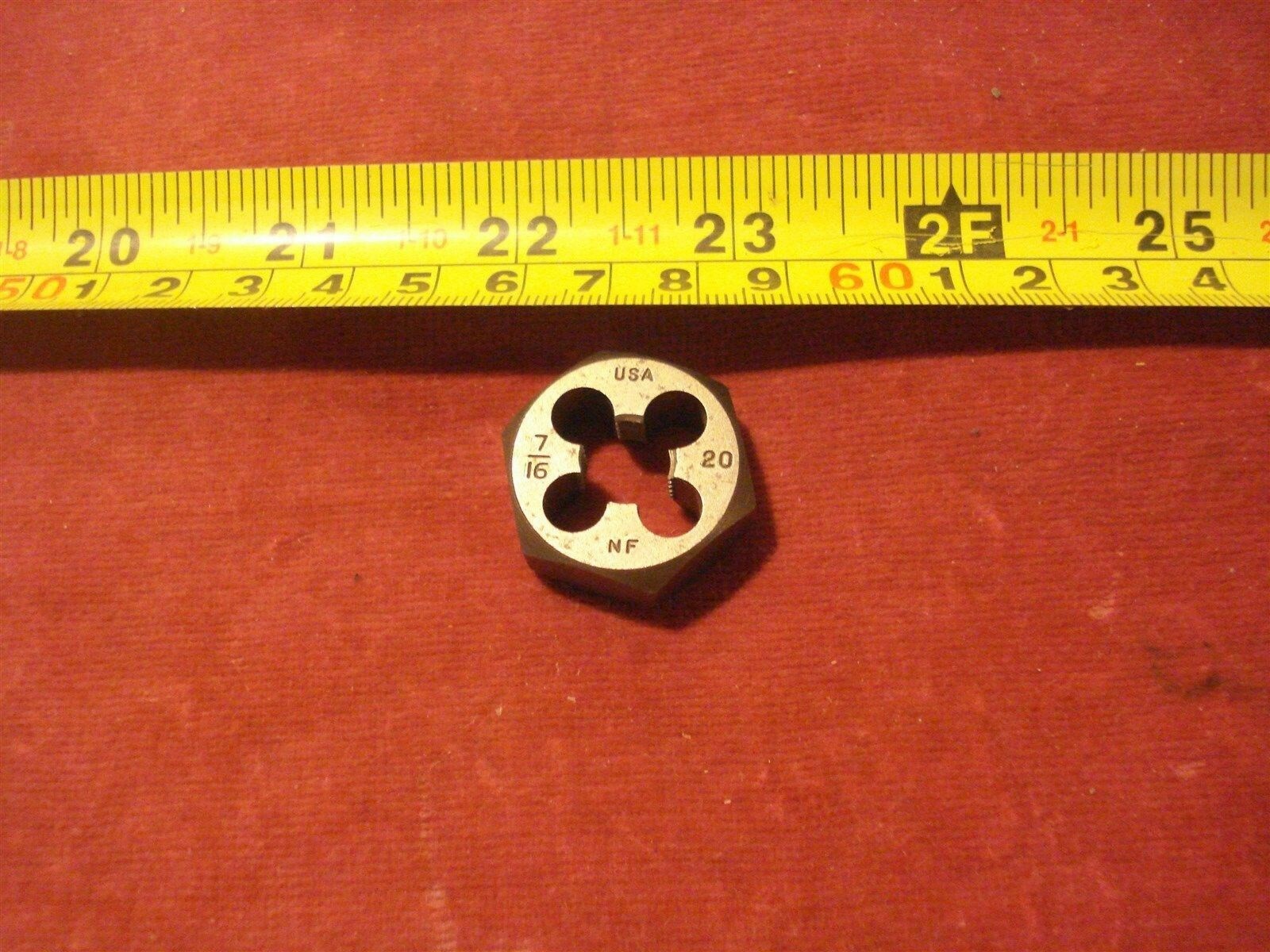 (1330.) 1″ Hex Die 7/16″-20 NF Made in USA