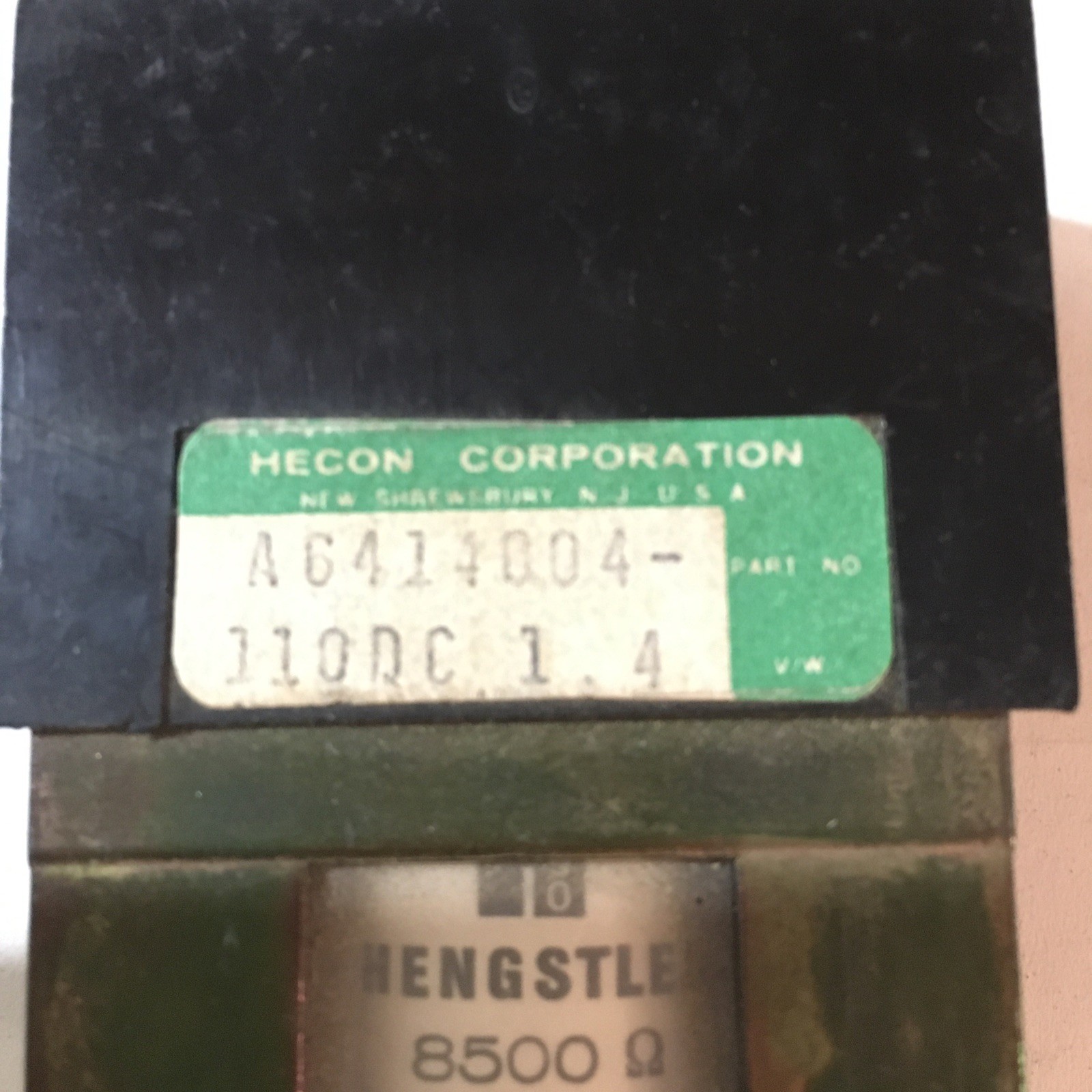 VTG Hecon A6414004-110DC.1.4 4 digit Resetable Counter 8500ohm coil UEC