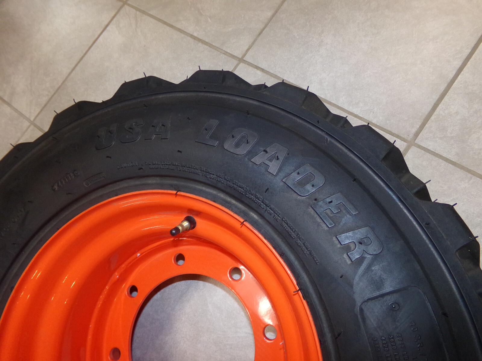 Wheel Asmbly for BOBCAT Skid-Steer Loader 305/70D16.5, 16.5 x 9.75, 10.75″ Pilot