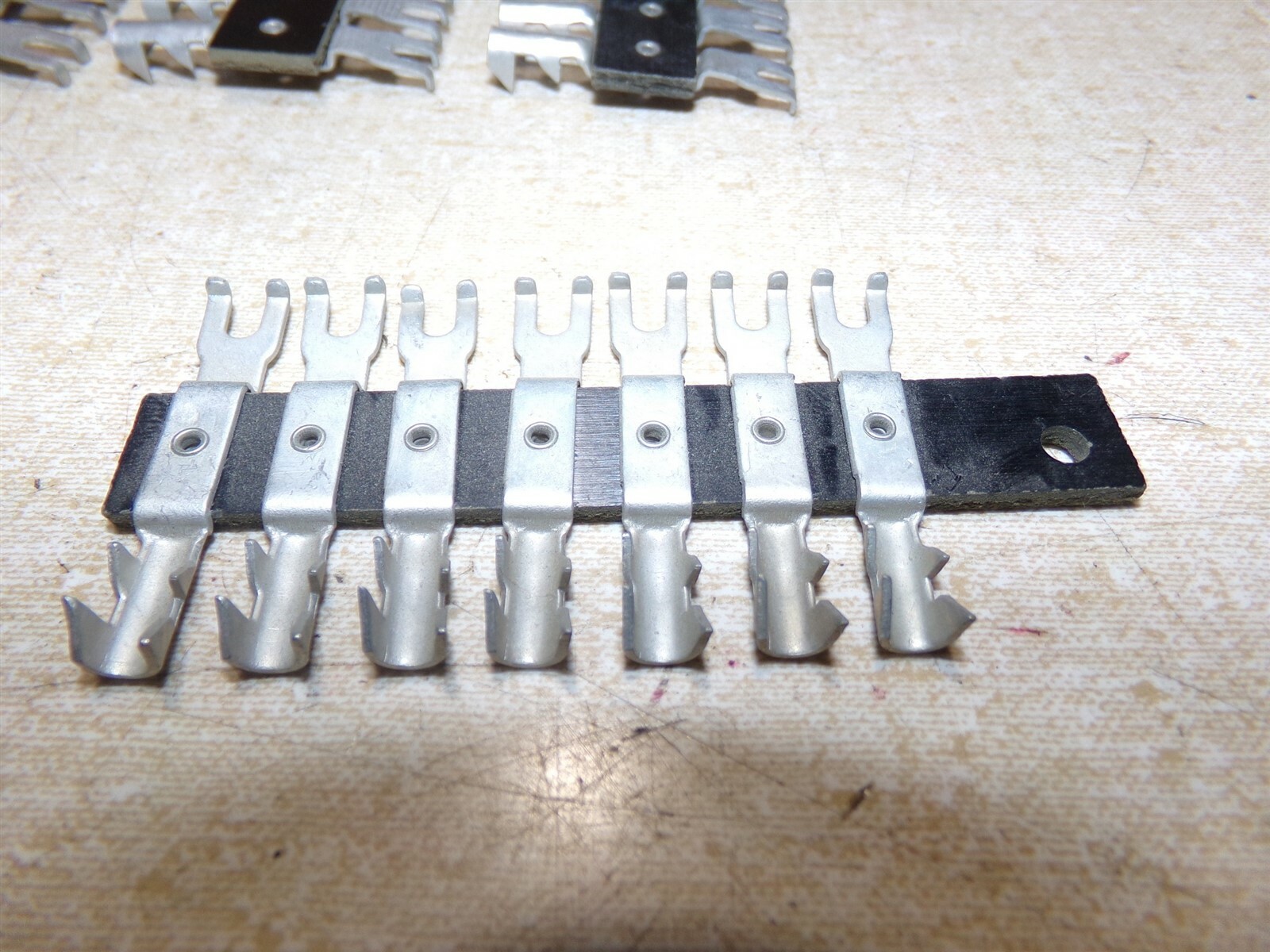 NEW 7-Position Fork Lug Jumper Terminal Strip, Lot of 10 *FREE SHIPPING*