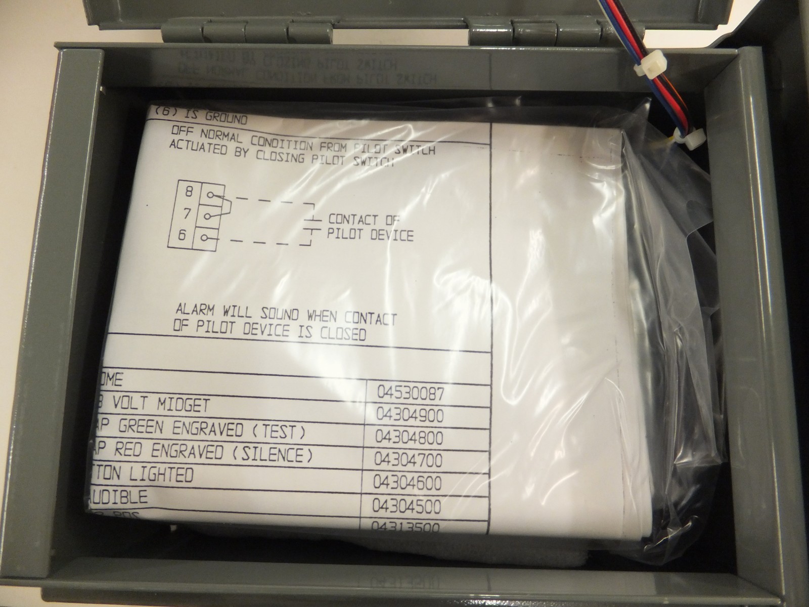 B/W CONTROLS 80411200L1XN1 ALARM SYSTEM WITH ENCLOSURE, NEW