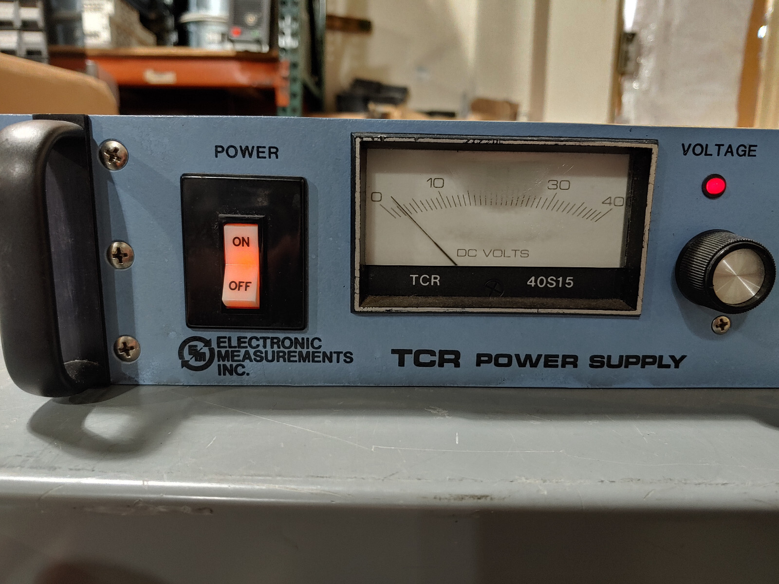 ELECTRONIC MEASUREMENT TCR40S154 0-40VDC 15A Variable TCR Power Supply