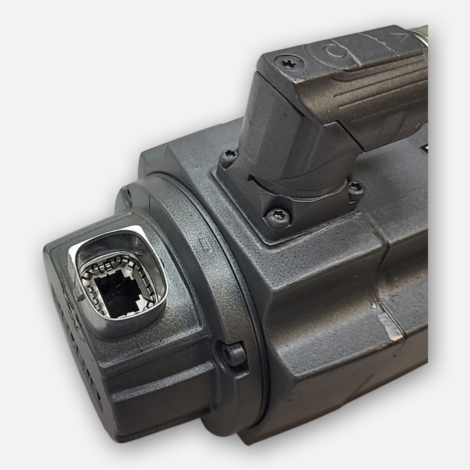 SIEMENS 1FT7044-1AF71-1CH1 SERVO MOTOR 2.6A 3000RPM 1.35KW