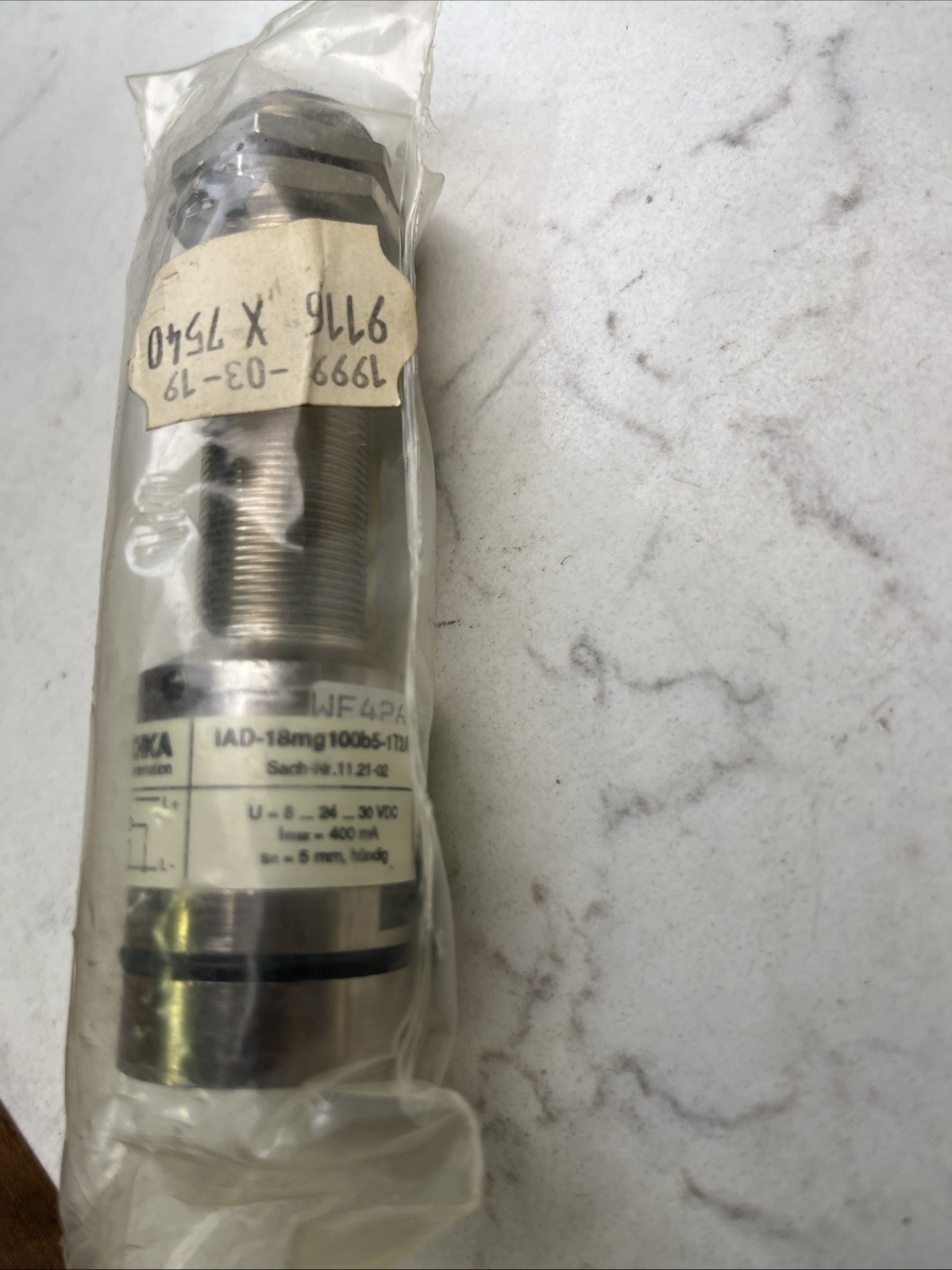 Klaschka IAD18MG100B5-1T2A Inductive Sensor New In Packaging
