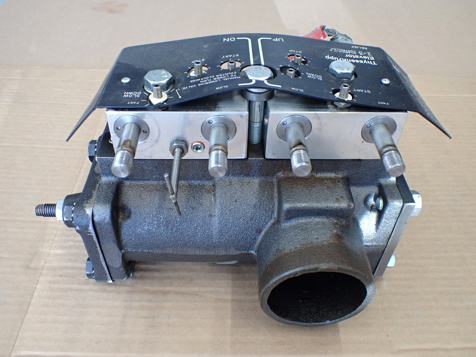 ThyssenKrupp I-3 Elevator Oildraulic Controller Relief Valve 7505AD1