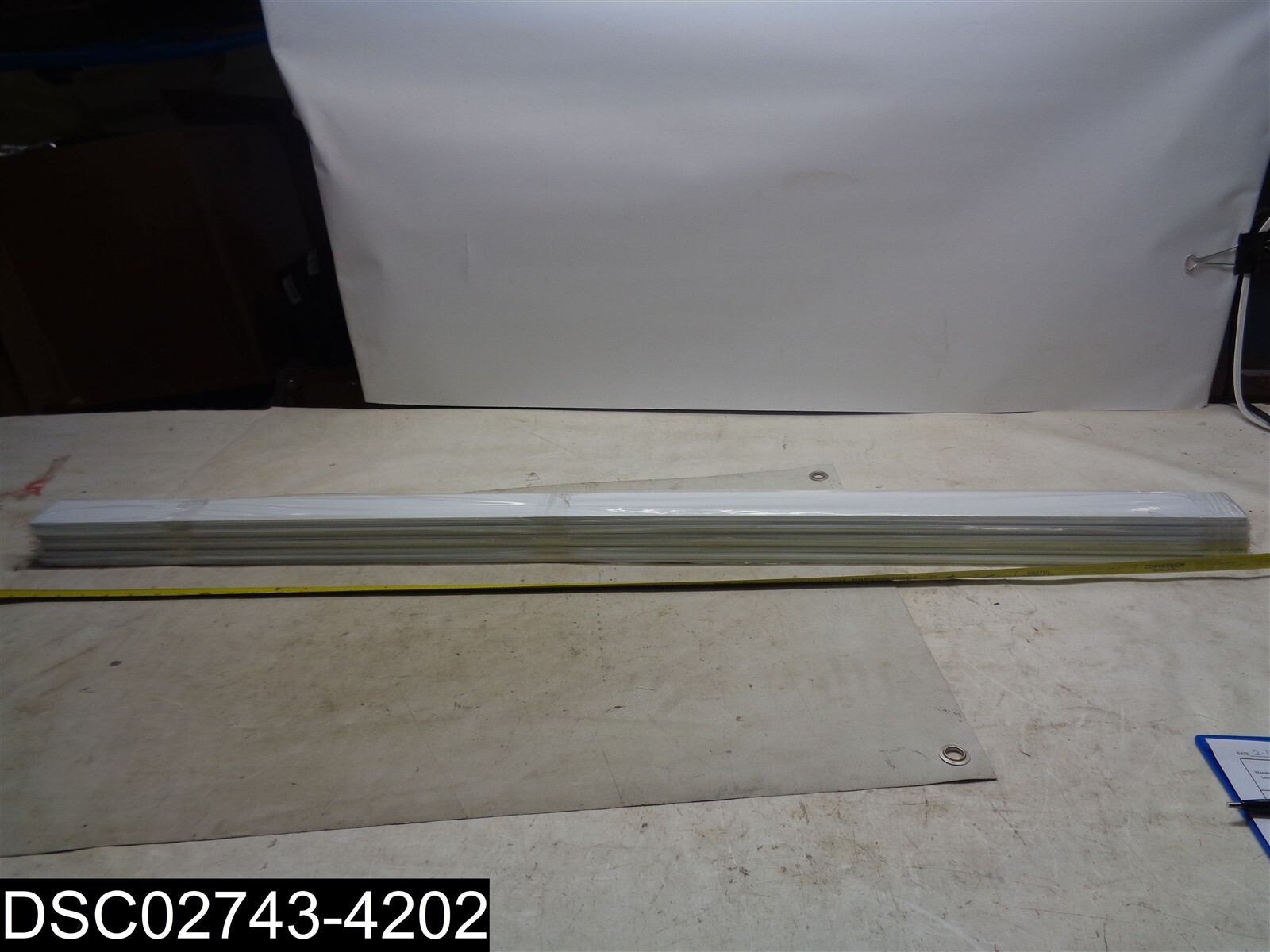 QTY= 1 Pack of 15: RS52 Rowley 2″ Flat Weight Bar for Roman Shade 4 Foot Wide