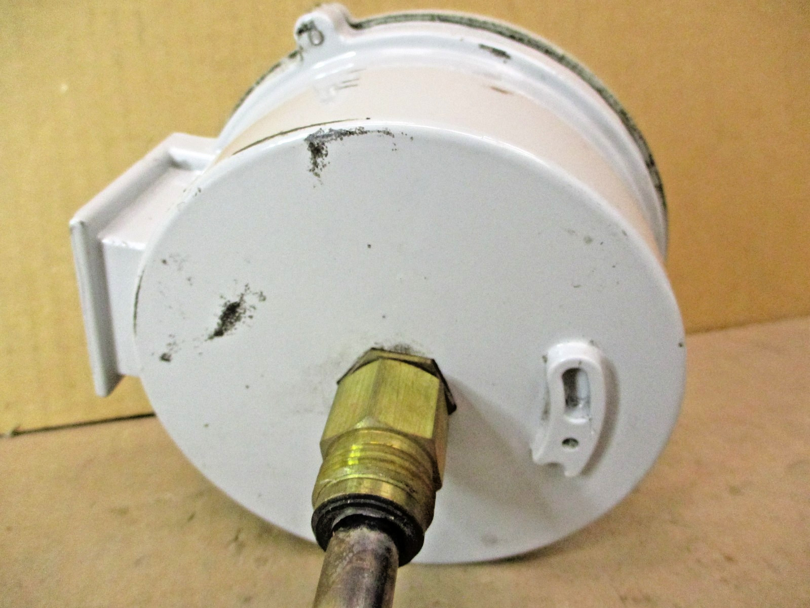 New Open Box Qualitrol Corp. 167-237-01 DAL-082-15 Temperature Gauge 53707DN