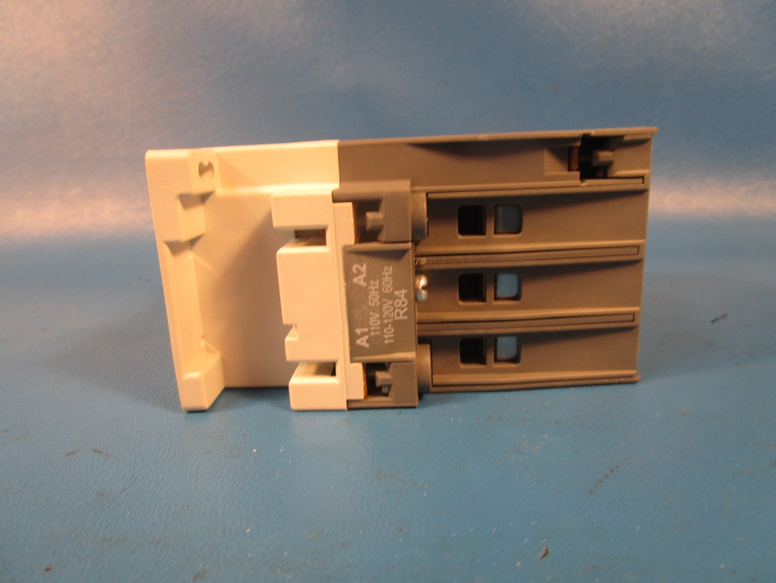 ABB 1SBL321001R8410, ABB A40-30-10 Contactor 110V50Hz/110-120V60Hz