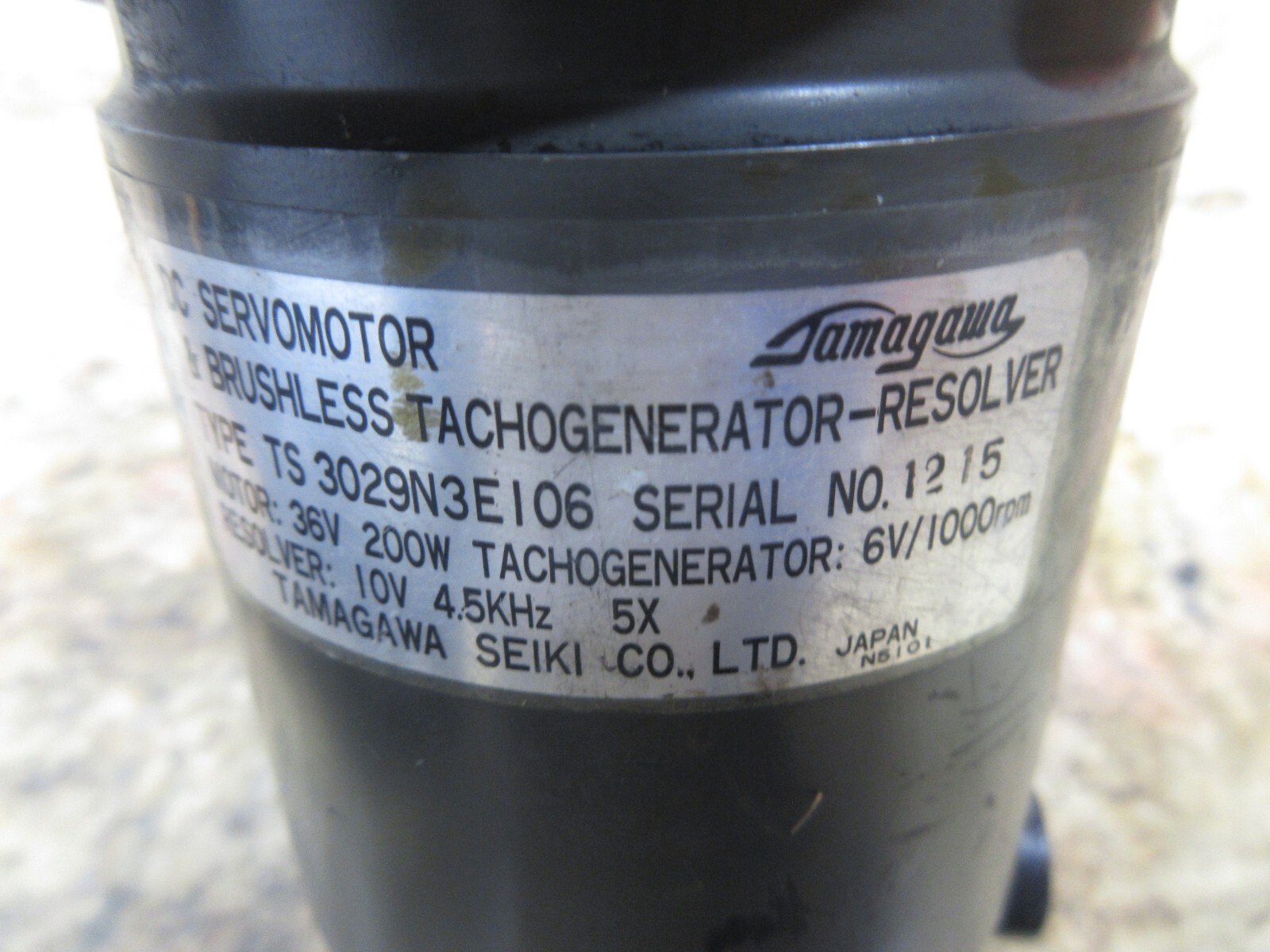 TAMAGAWA DC SERVO MOTOR BRUSHLESS TACHOGENERATOR TS 3029N3E106 36V 200W