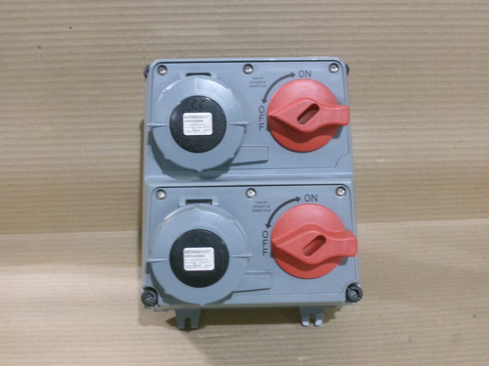 NEW MENNEKES AMX2A-922091 AMAXX Enclosure Assembly NEMA 4X 30A 3PH 4W 600V 15HP