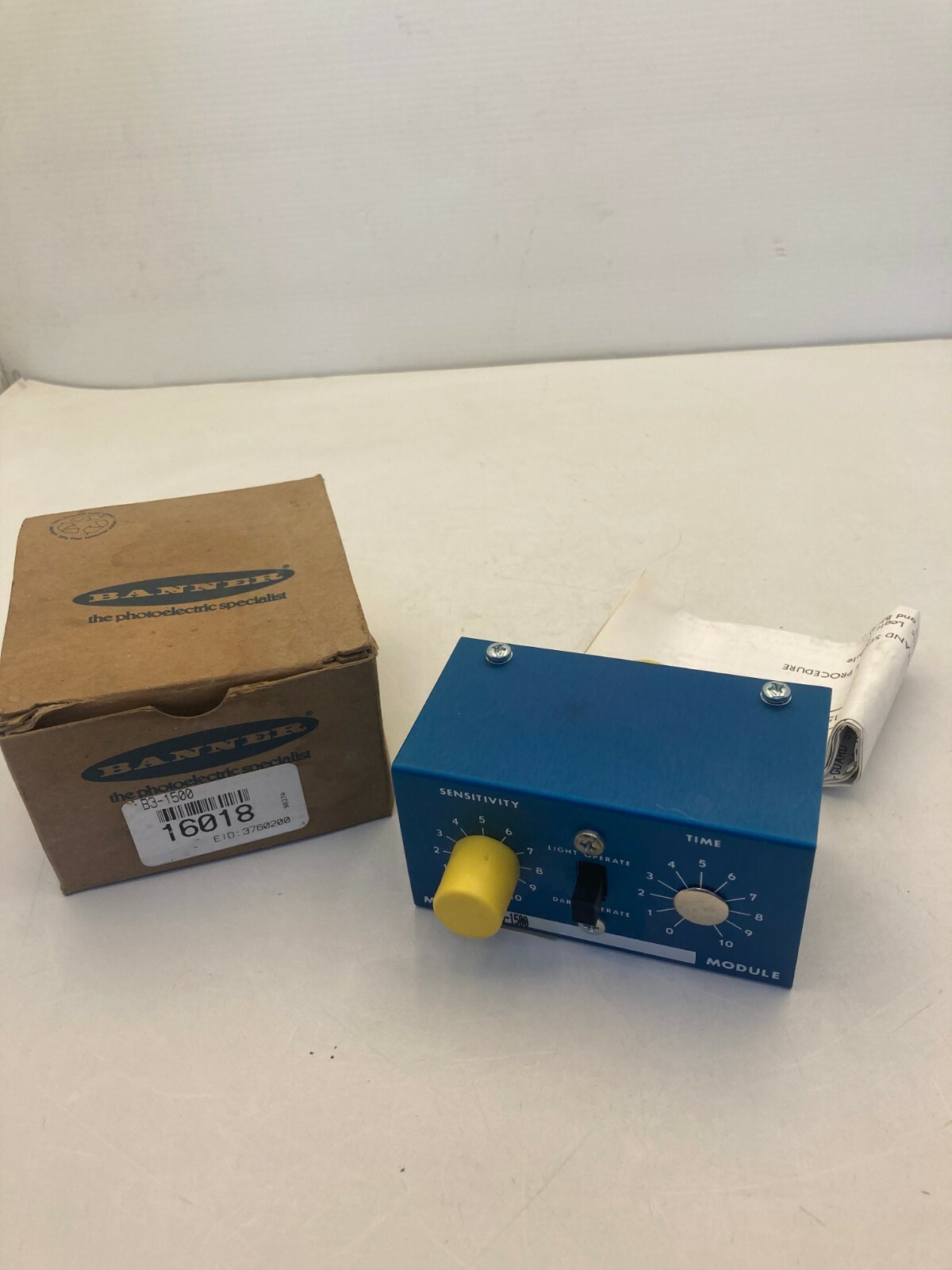 BANNER B3-1500 PHOTOELECTRIC LOGIC MODULE NIB
