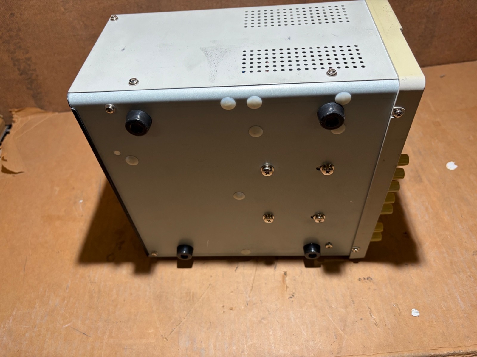 GW INSTEK GPS-3303 2 Channel Laboratory DC Power Supply