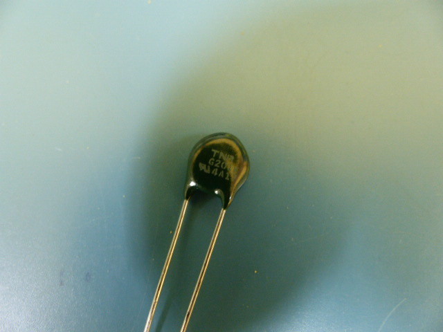 MARCON TNR9G201K Qty of 100 per Lot MOV MARCON 94 metal oxide resistor gen