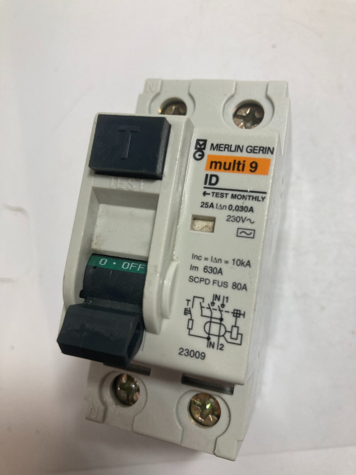 MERLIN GERIN 23009 CIRCUIT BREAKER MULTI 9 SCPD FUS 2 POLE 230V 80A