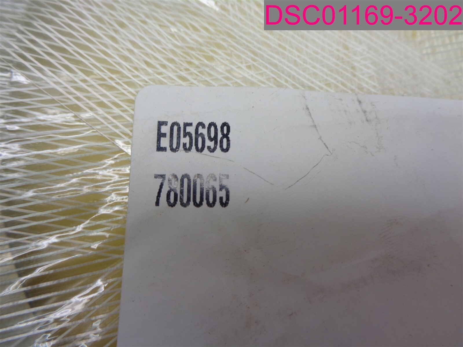 15 Piece Set; E05698 780065. Rings. 7-13/16″OD x 6-3/8″ID. 8-7/8″OD x 6-9/16″ID.