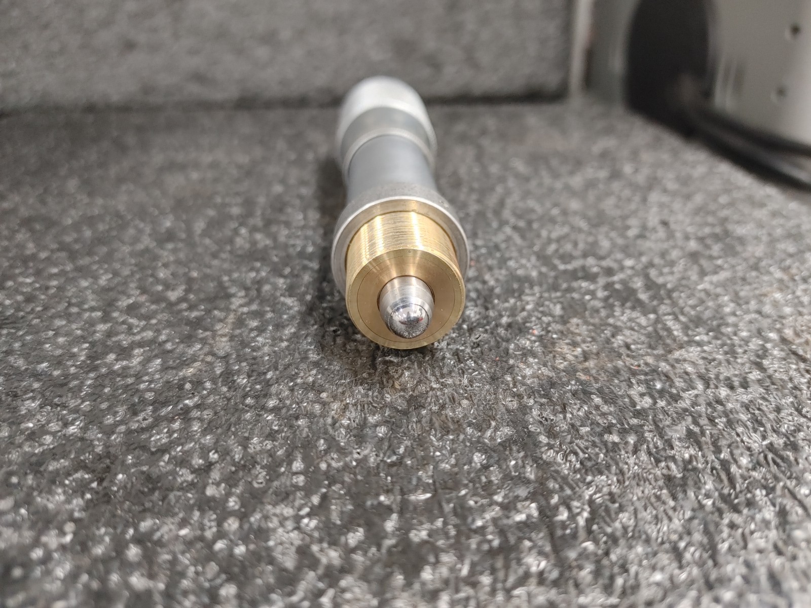NEWPORT BM25-40 40mm Travel 100lb. Load Standard Resolution Micrometer Head