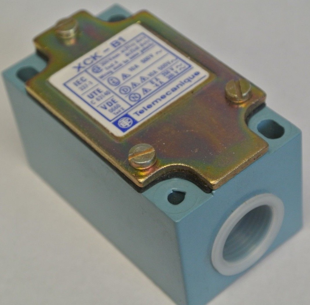TELEMECANIQUE XCK-B1 LIMIT SWITCH BODY – 300VAC MAX HEAVY DUTY – NEW SURPLUS