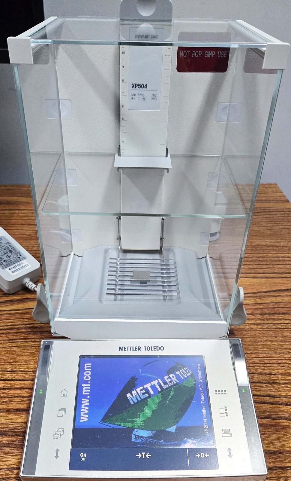 Mettler Toledo XP504 520g x0.1mg Analytical Table Top Lab Balance Digital Scale