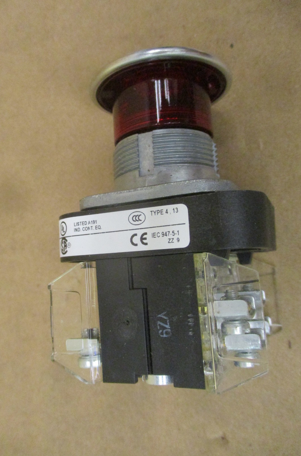New Open Box Allen-Bradley 800T-FXQ10RA1 2 Position Push Button 52764DN
