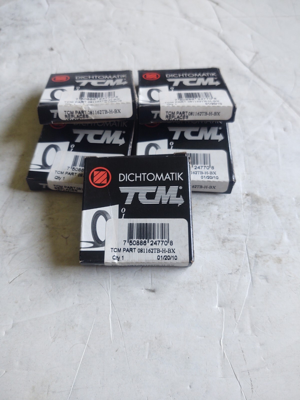 (5) TCM # 081162TB-H-BX / OIL SEAL. (.813 SHAFT, 1.624 BORE, .25 WD).